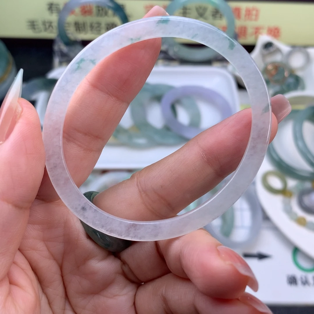 【闪购商品】未镶嵌定制翡翠56贵妃