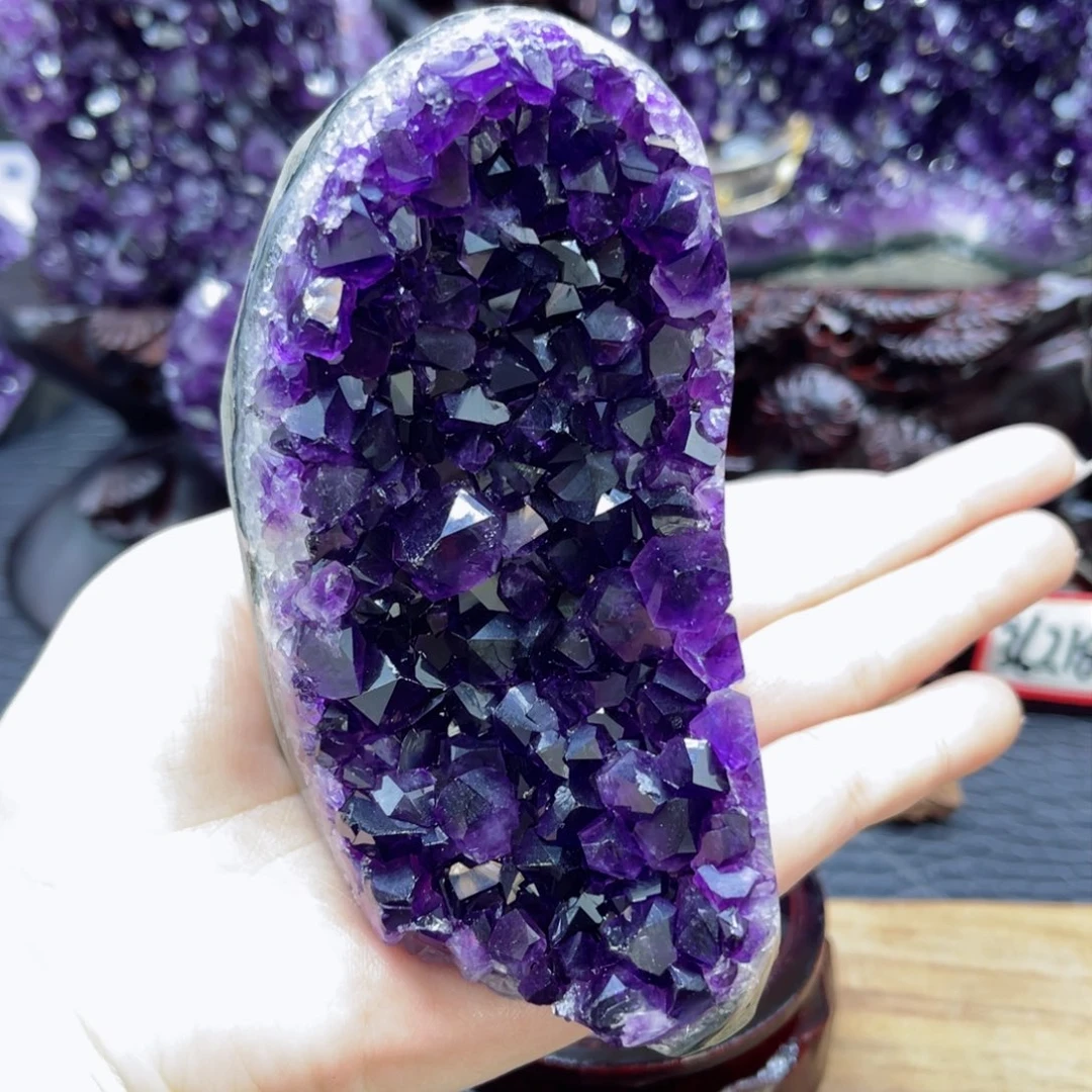 紫晶大型摆件（非配饰）未镶嵌