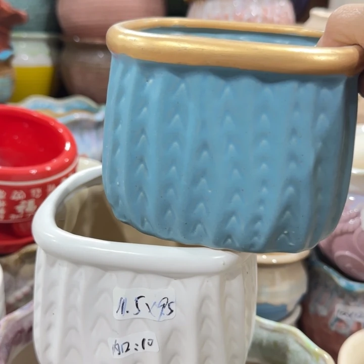 凑9块包邮，有孔，陶瓷花盆