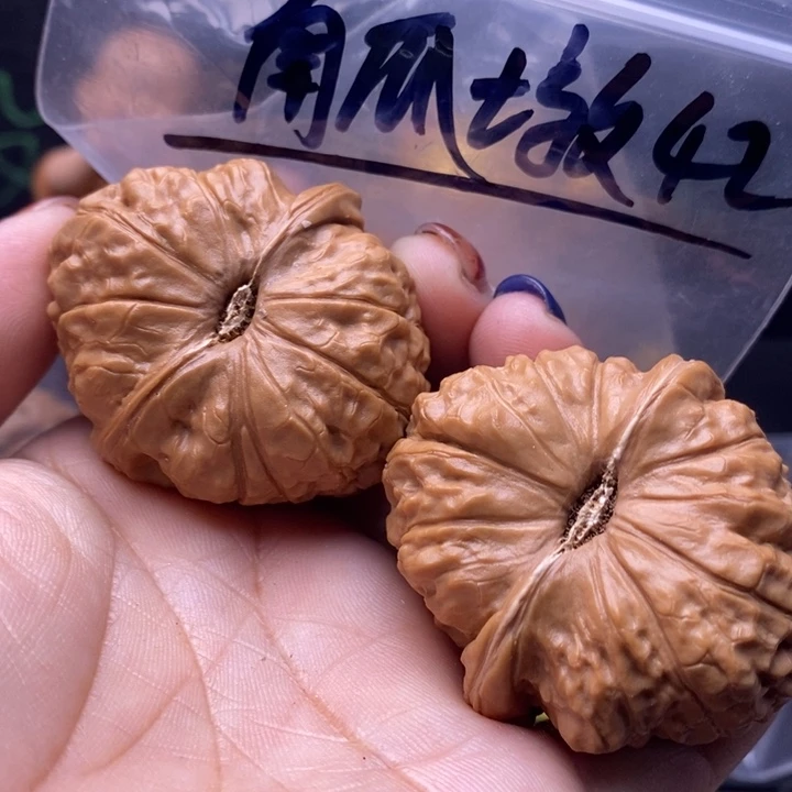 文玩核桃吊坠南瓜墩