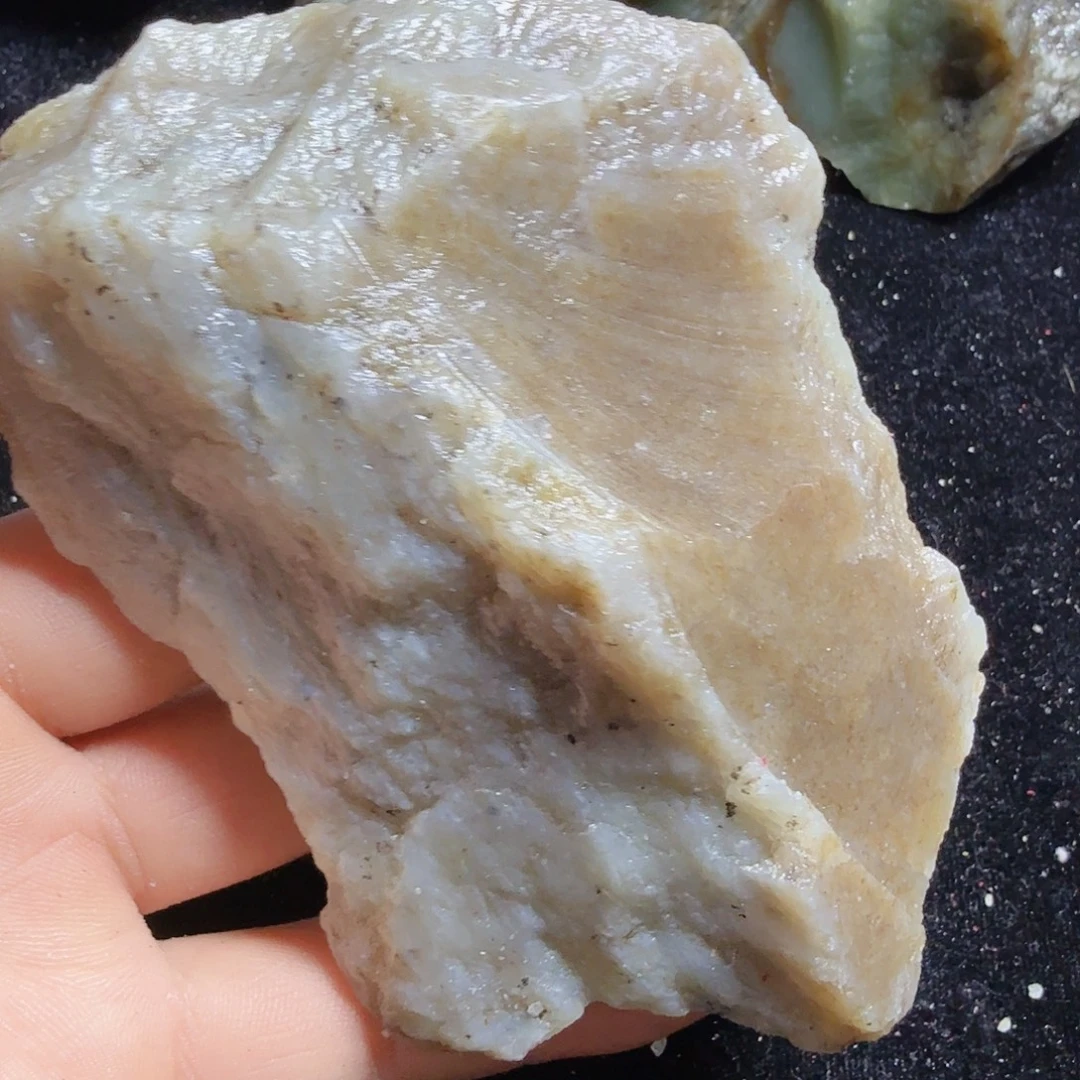 和田玉（糖玉）未镶嵌珠宝半成品