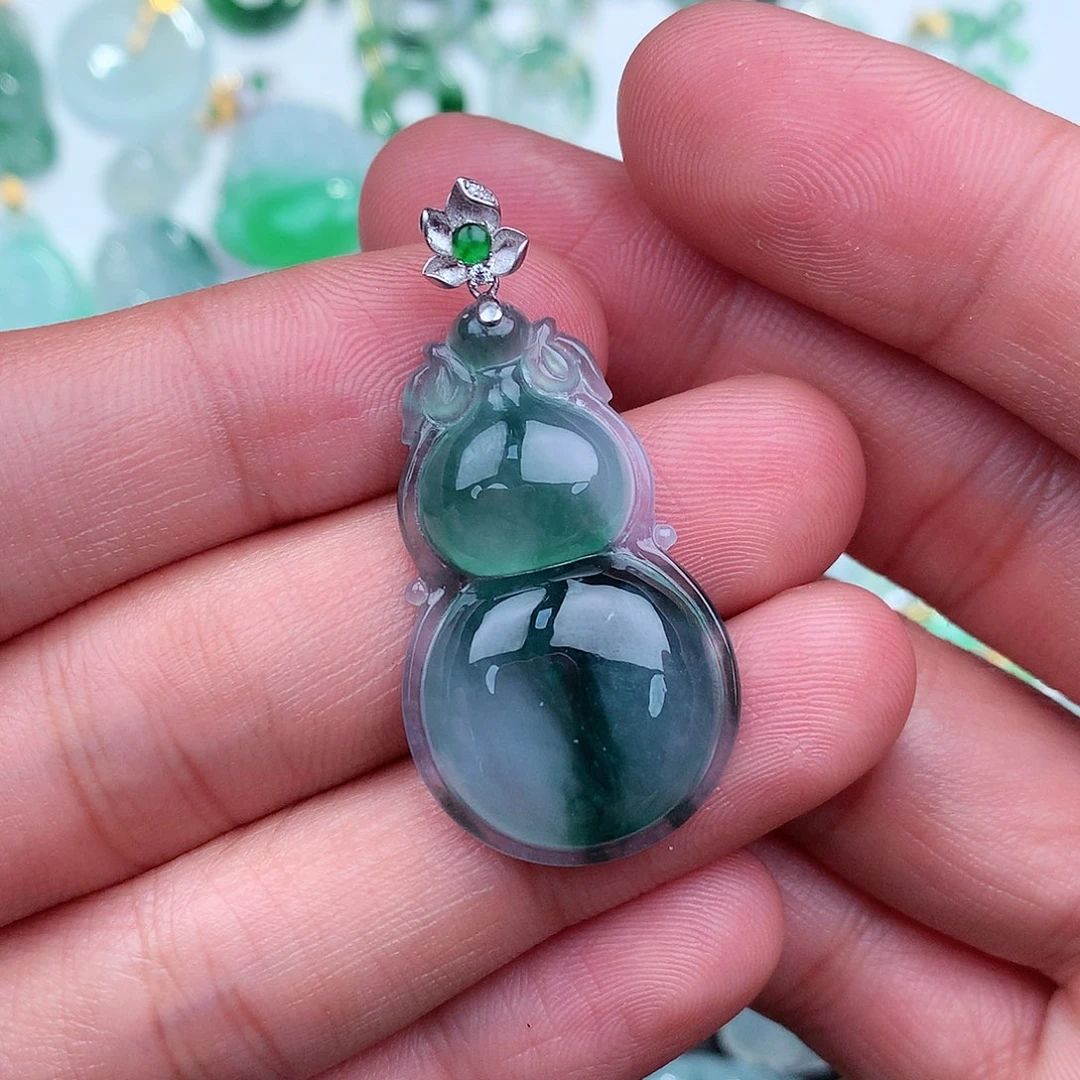 翡翠吊坠(不含链)18K金镶嵌