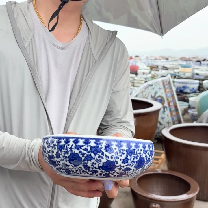 陶瓷艺术品，直径20高6