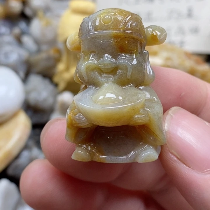 颈饰未镶嵌硅化珊瑚（珊瑚玉）