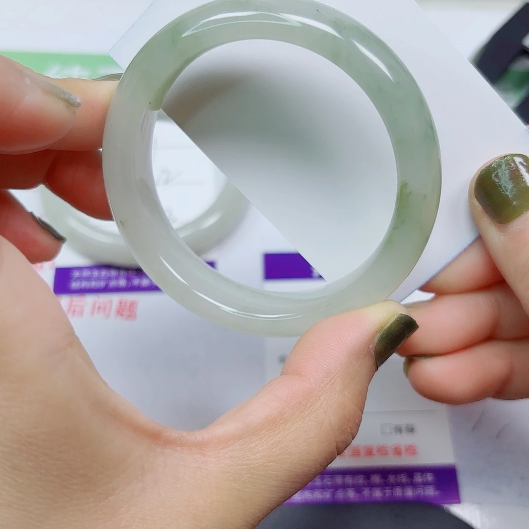 石英质玉未镶嵌手镯68/5453