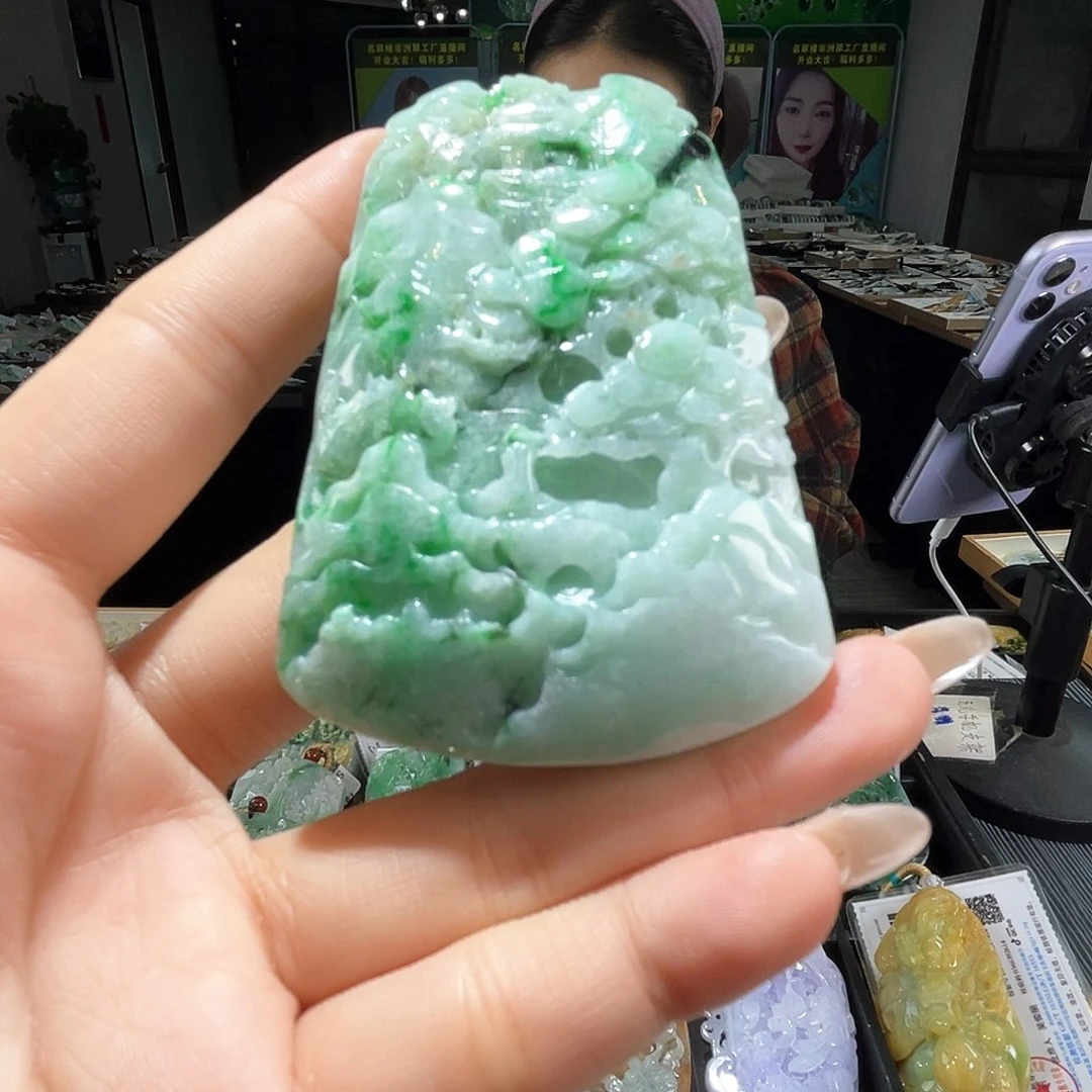 颈饰未镶嵌翡翠一