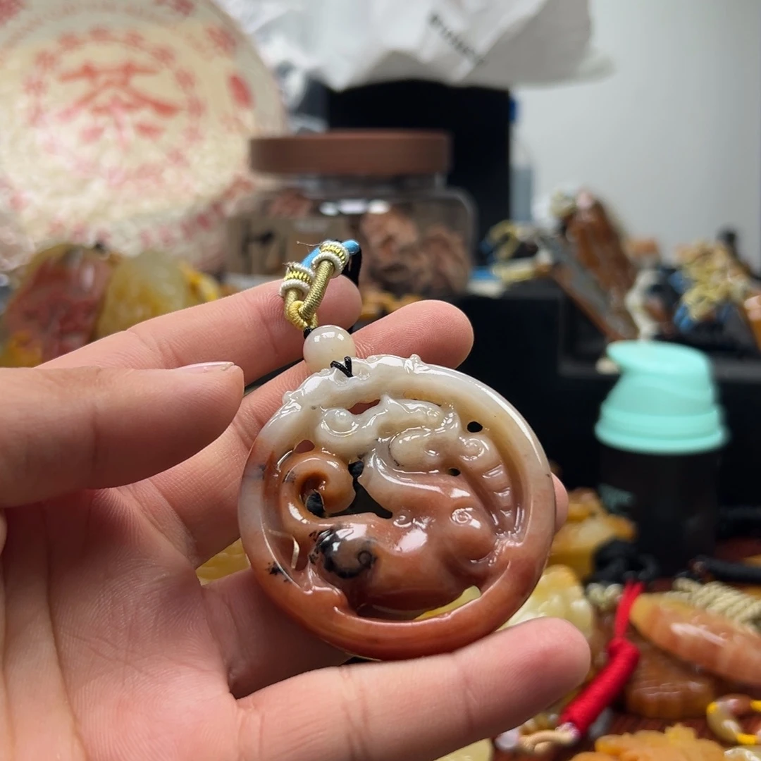 石英质玉（黄龙玉）未镶嵌多选发其一