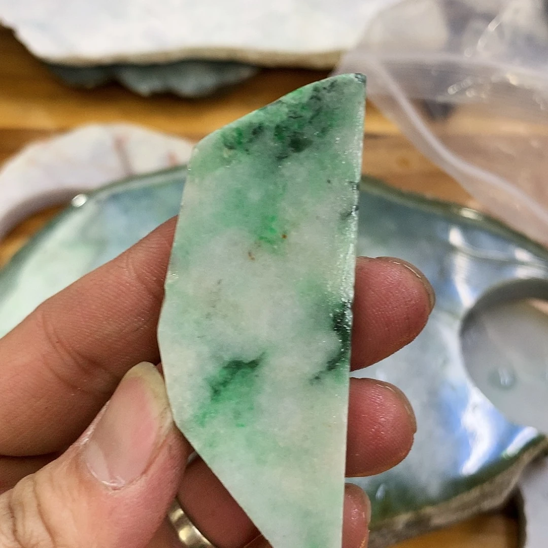 翡翠手镯未镶嵌天然缅甸翡翠边角料