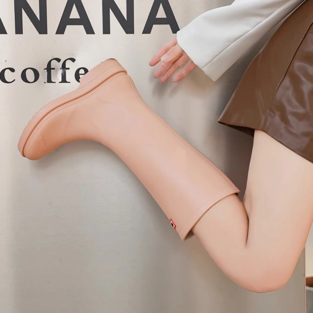 新款防水雨鞋防滑胶鞋厚底高筒水鞋厨房工作雨靴加绒保暖水靴冬