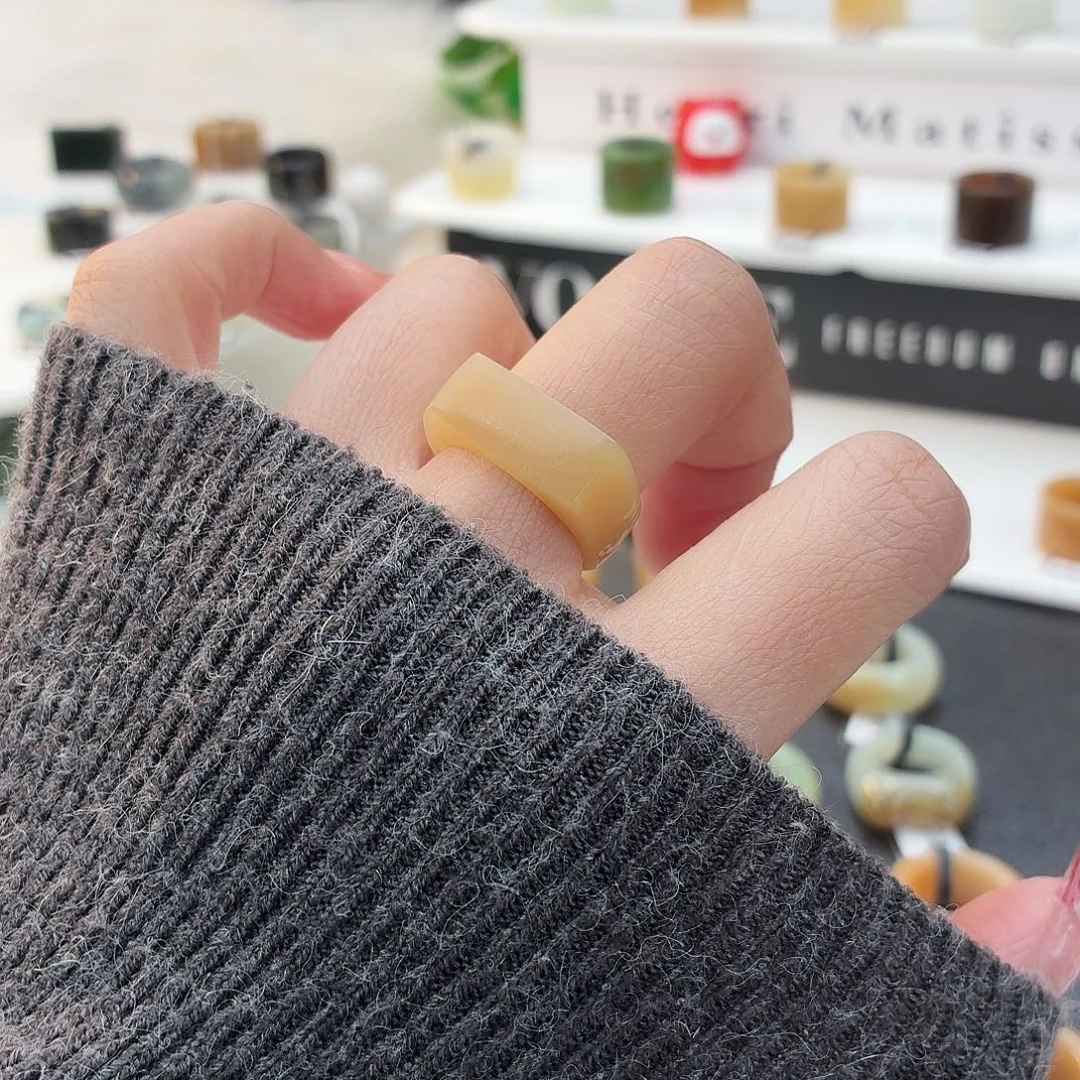 和田玉（糖玉）未镶嵌戒指i23金桔糖马鞍17.2mm