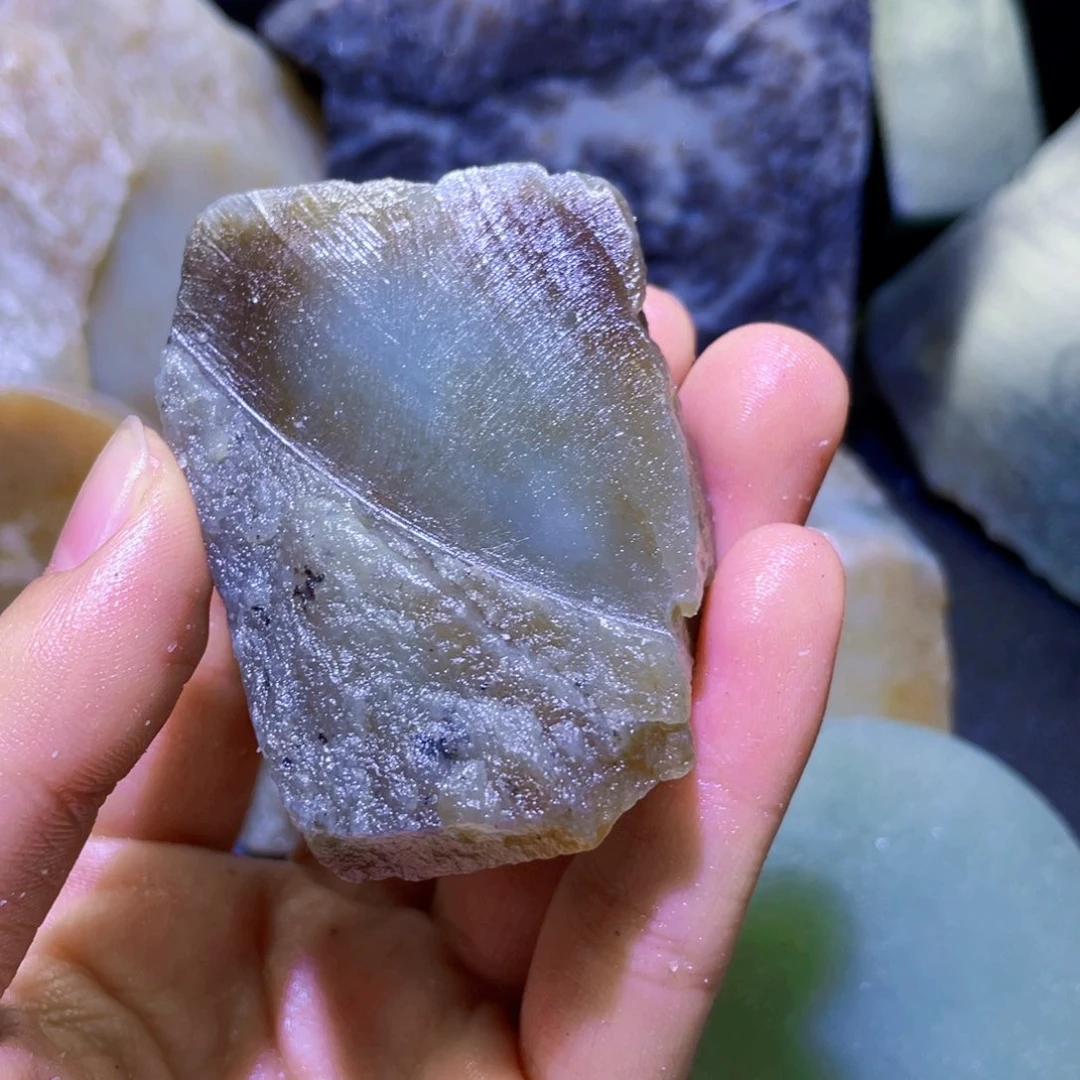 和田玉未镶嵌珠宝半成品