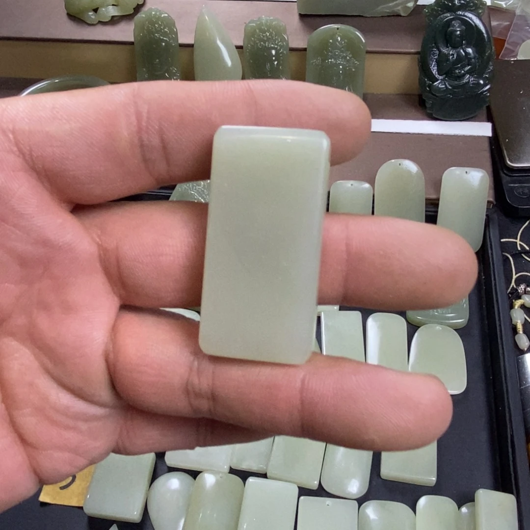 颈饰未镶嵌和田玉蜡****子065