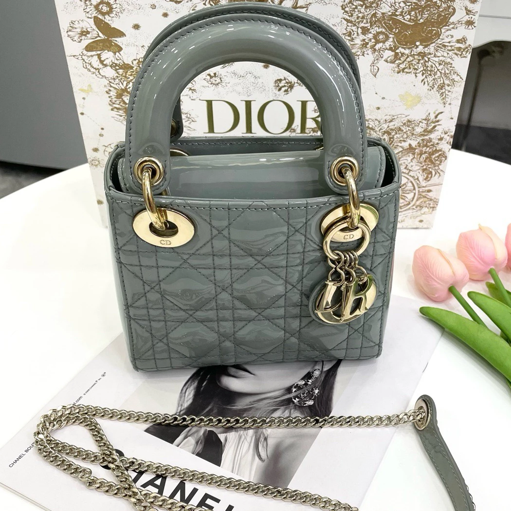 95新 DIOR/迪奥 迪奥/三格戴妃/新款灰色/金属肩带/手提斜挎包