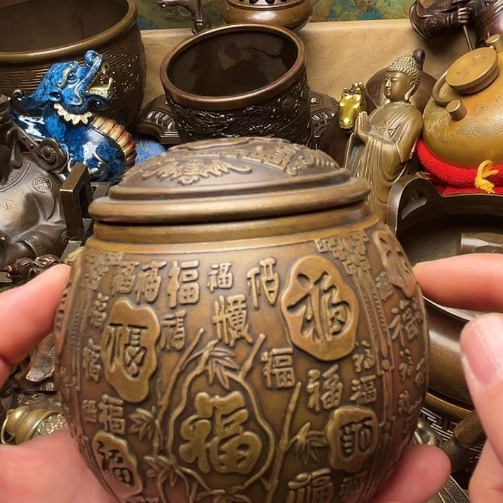 精美铜器批发档口