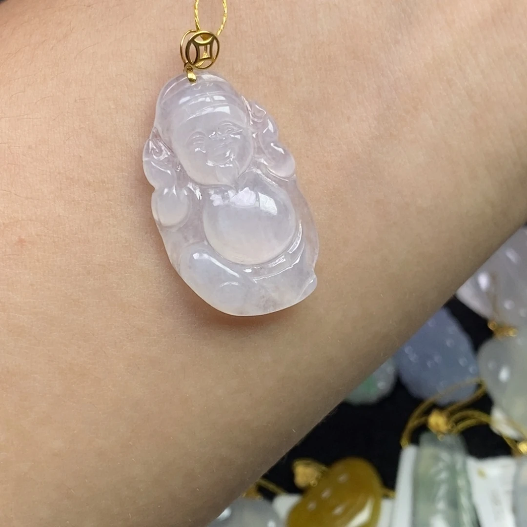 翡翠18K金镶嵌颈饰财神