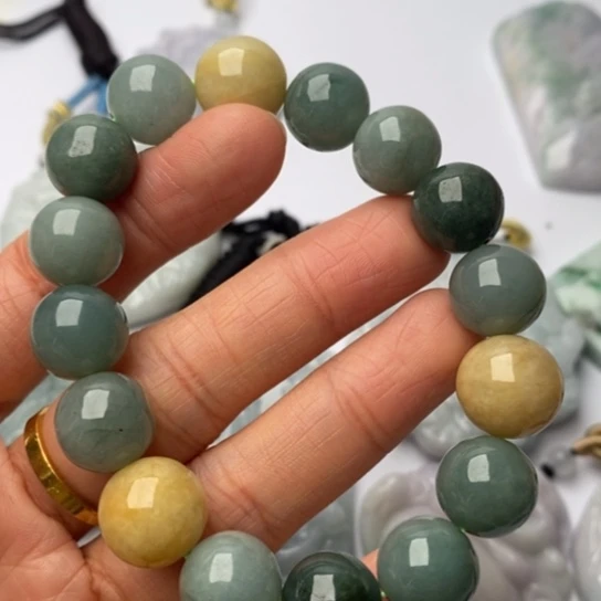 翡翠未镶嵌挂件翡翠