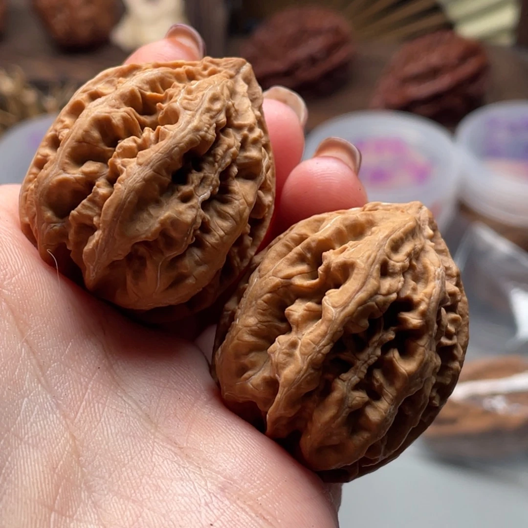 文玩核桃把件楸刀鱼159