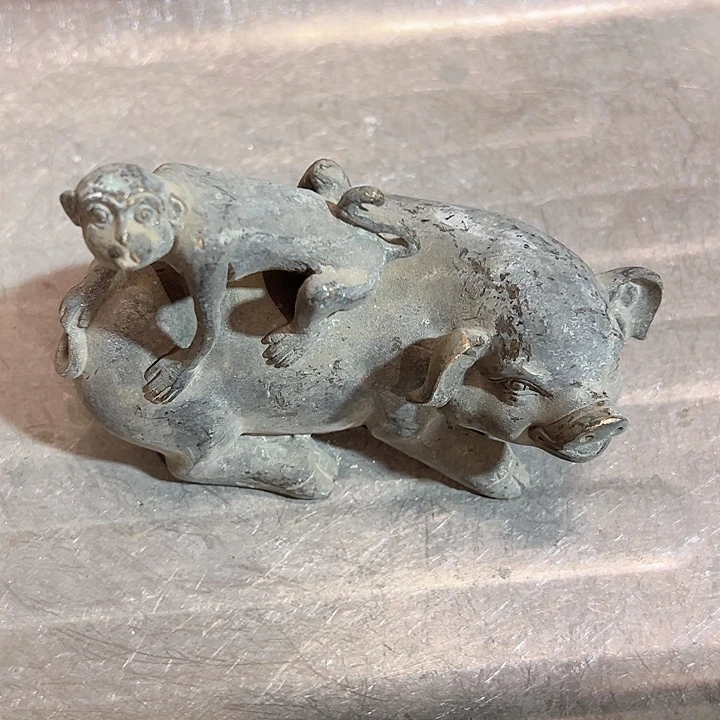 人****已黄铜摆件工艺品，