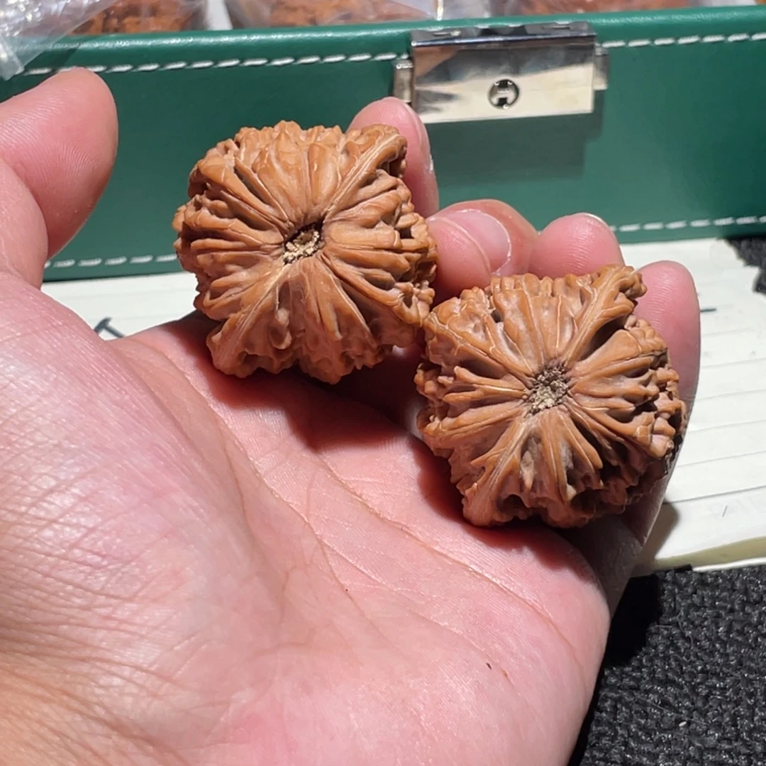 3***.文玩核桃吊坠41全品房山磨