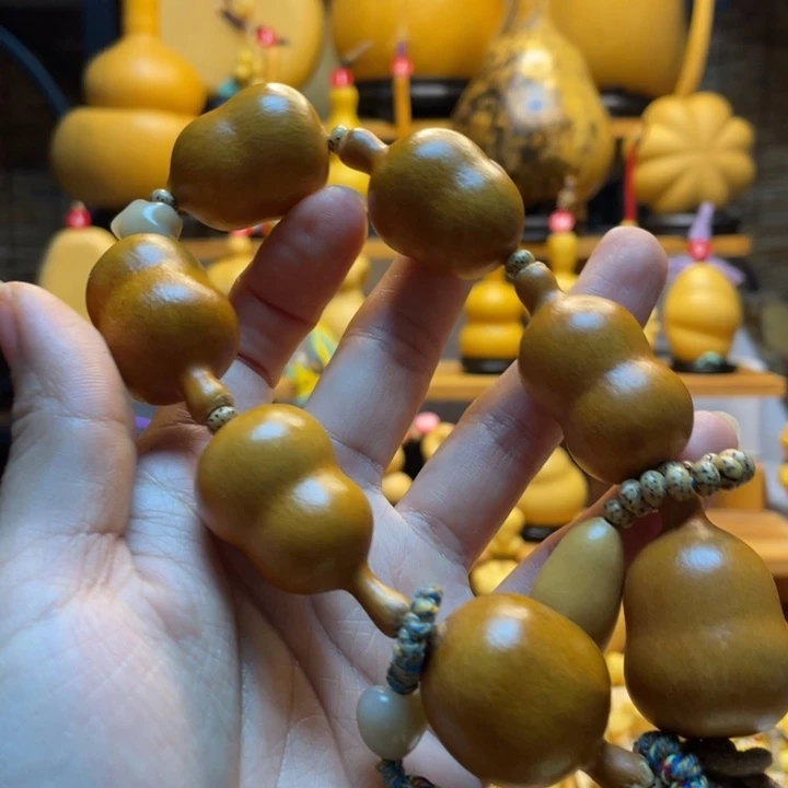 龙***主天然葫芦自然生长