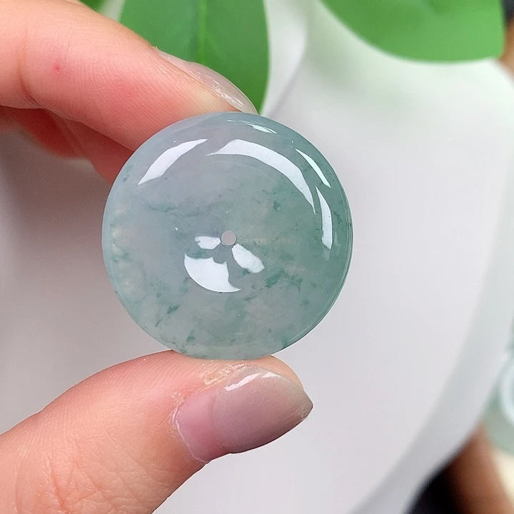 翡翠未镶嵌颈饰37:26.8-5.9