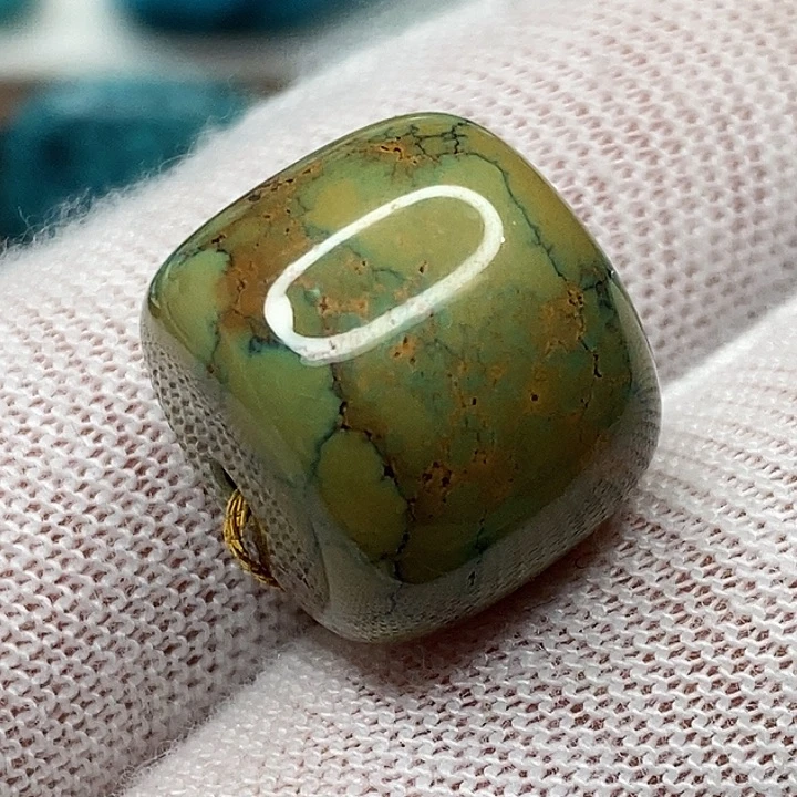 绿松石未镶嵌天然原矿 地大质检