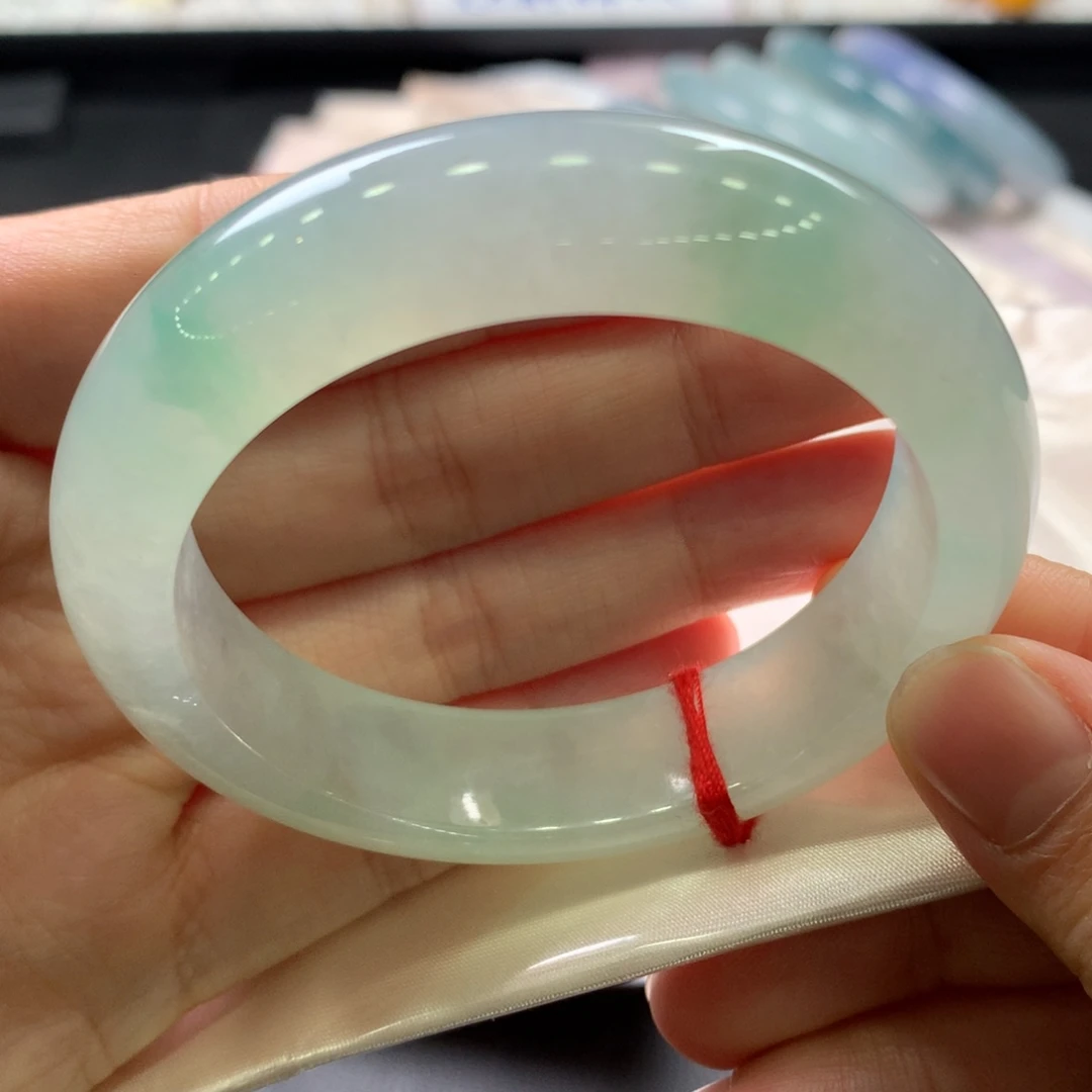 翡翠未镶嵌手镯26号