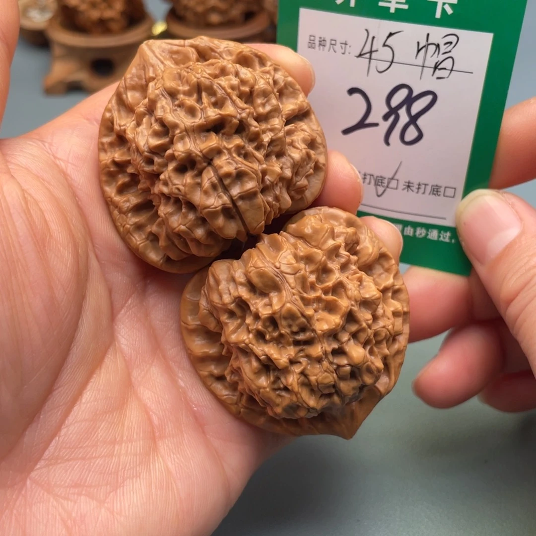 桃核把件文玩核桃