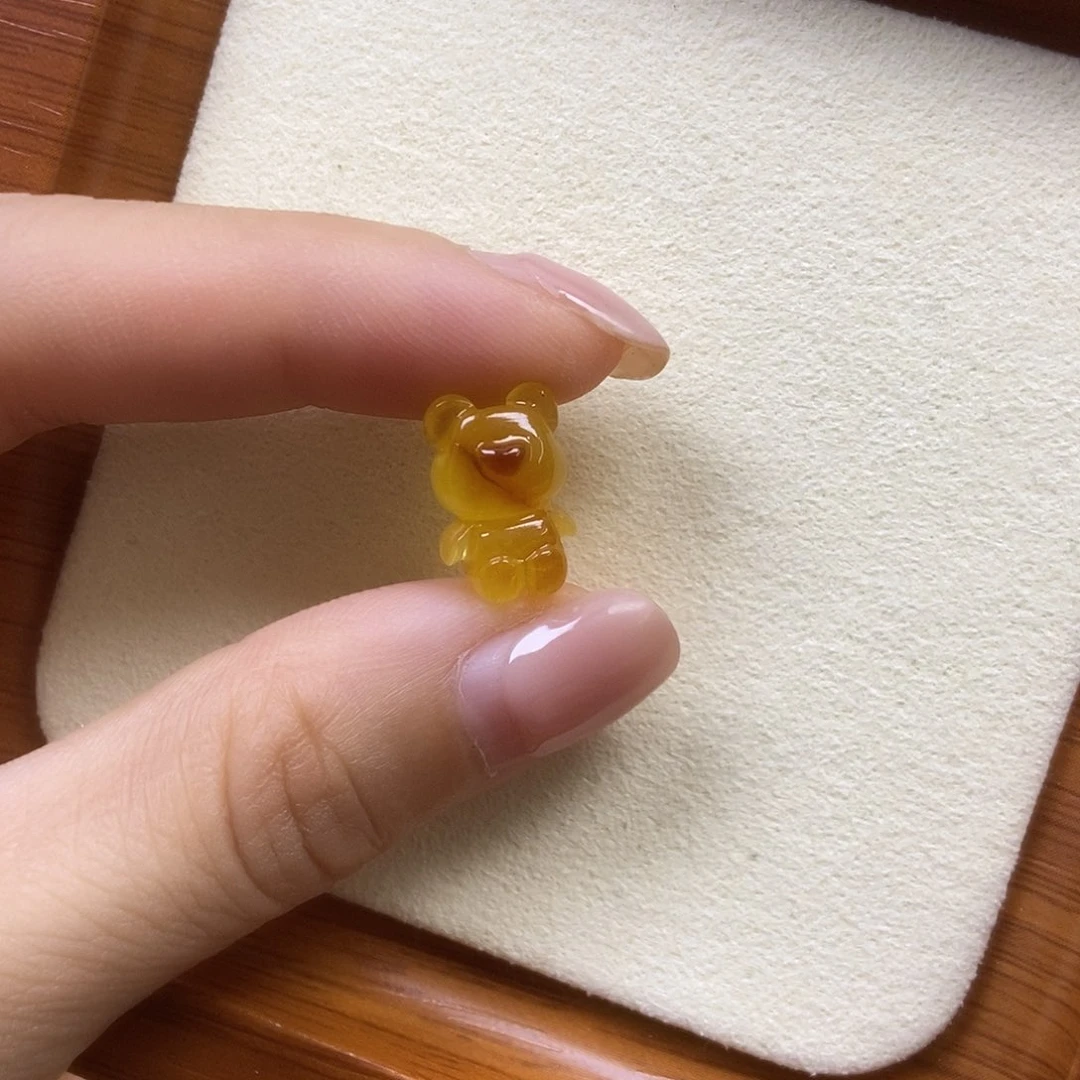 橄榄核吊坠微瑕小熊6