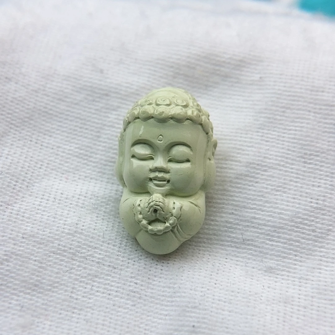 绿松石颈饰未镶嵌