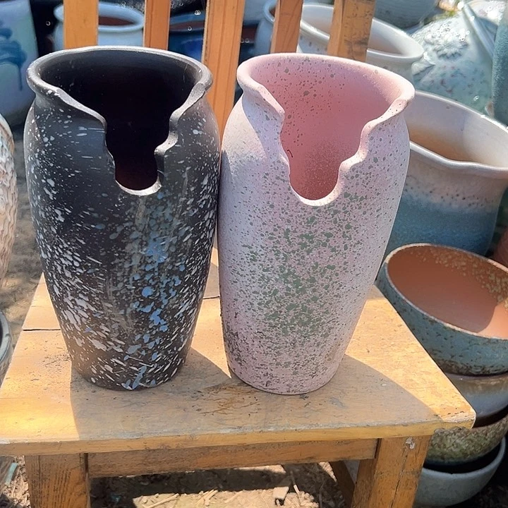 紫砂花盆口11高21。。。。。。。。。。。。。