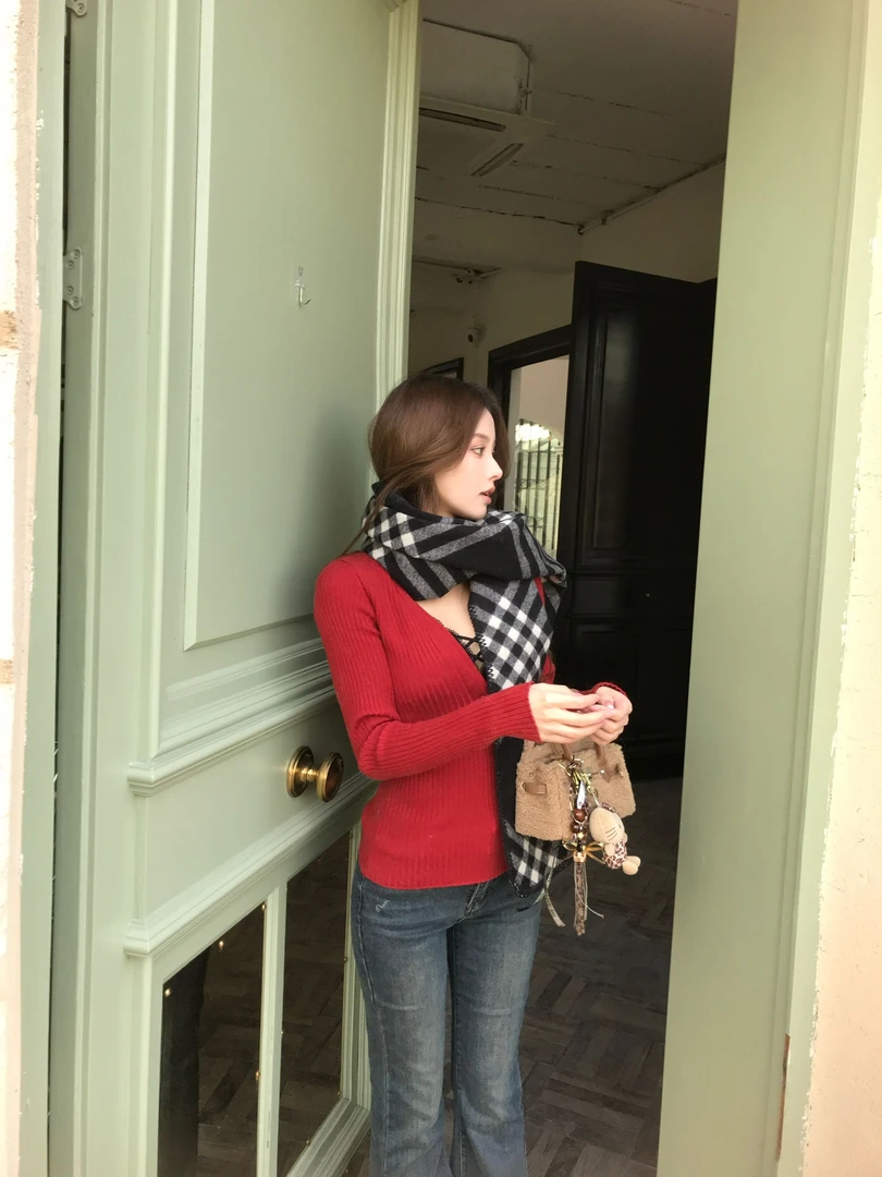 Breezy Z 纯欲辣妹风性感V领红色毛衣针织衫修身显瘦上衣BZ4KBZ13