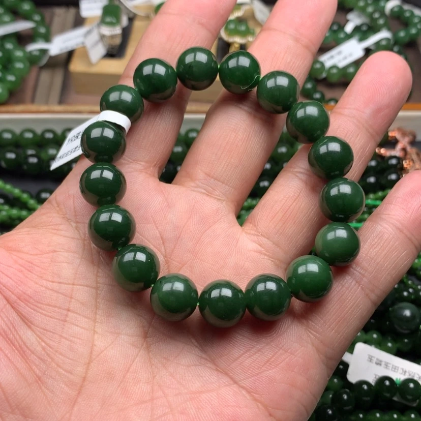 【闪购商品】未镶嵌手链和田玉（碧玉）是**呀12