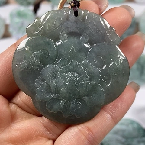 翡翠颈饰未镶嵌花开富贵福利
