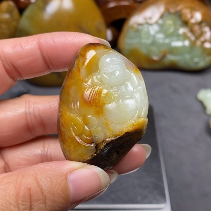 和田玉未镶嵌挂件