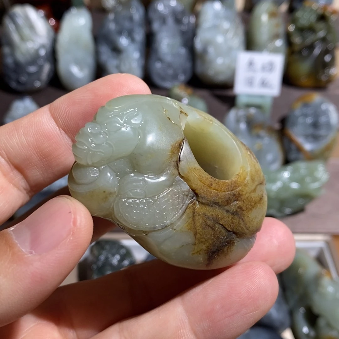 和田玉把件未镶嵌山*缘