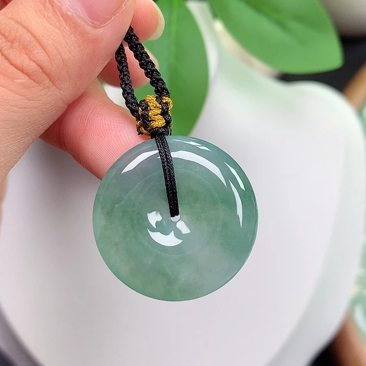 颈饰未镶嵌翡翠平安扣 27x5.6mm