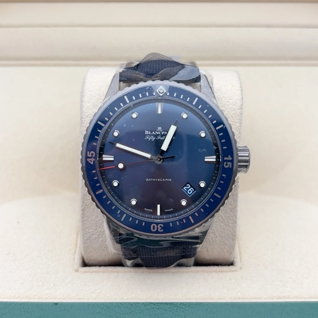 全新未使用 宝珀 全新/蓝陶瓷五十噚5000-0240-O52A机械男表/43.6