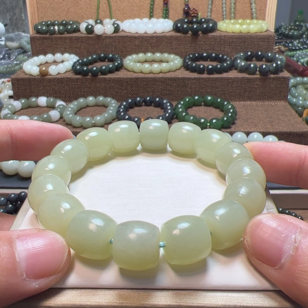 和田玉未镶嵌手链