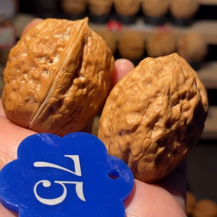 木质类盘龙佛手35尺寸