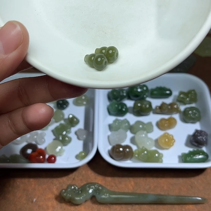 和田玉未镶嵌珠宝半成品24号