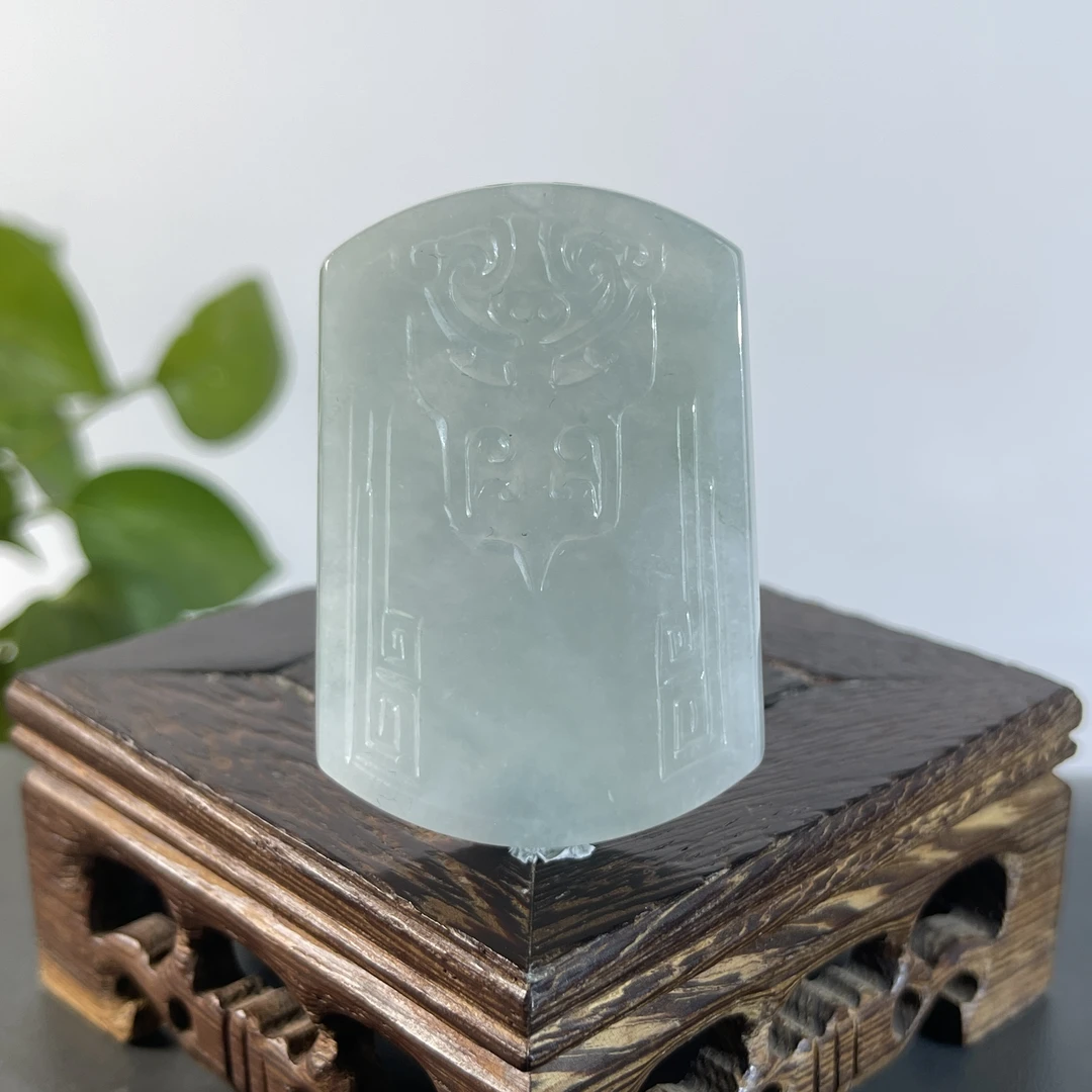 JXB01-43  天然翡翠缅甸A货 仿古牌