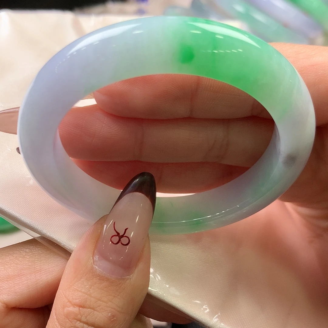 翡翠未镶嵌手镯44号