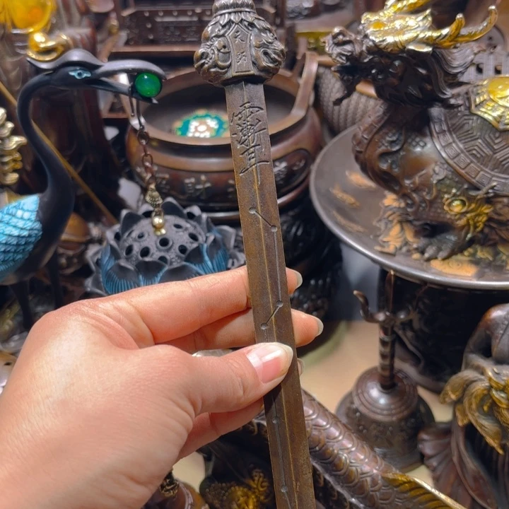 铜器摆件收收藏藏