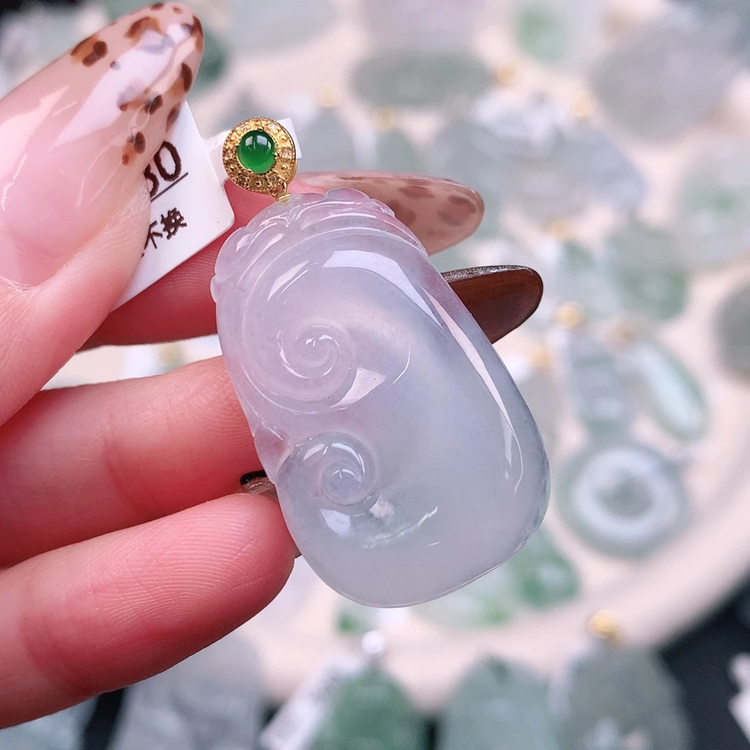 翡翠颈饰18K金镶嵌冰如意37.5、31.6、20、6