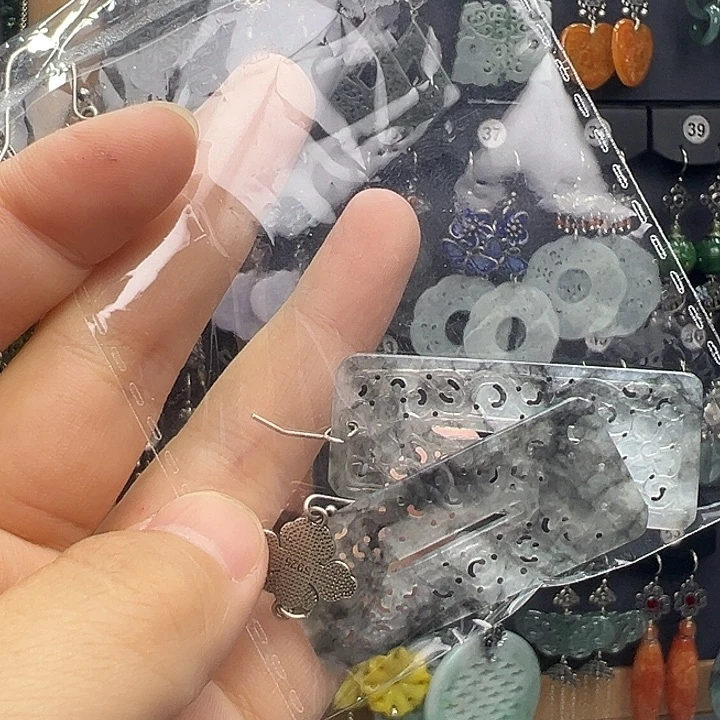 软***斯翡翠银S925镶嵌耳饰