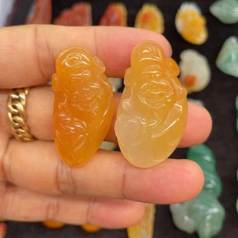 【闪购商品】石英质玉（黄龙玉）未镶嵌颈饰