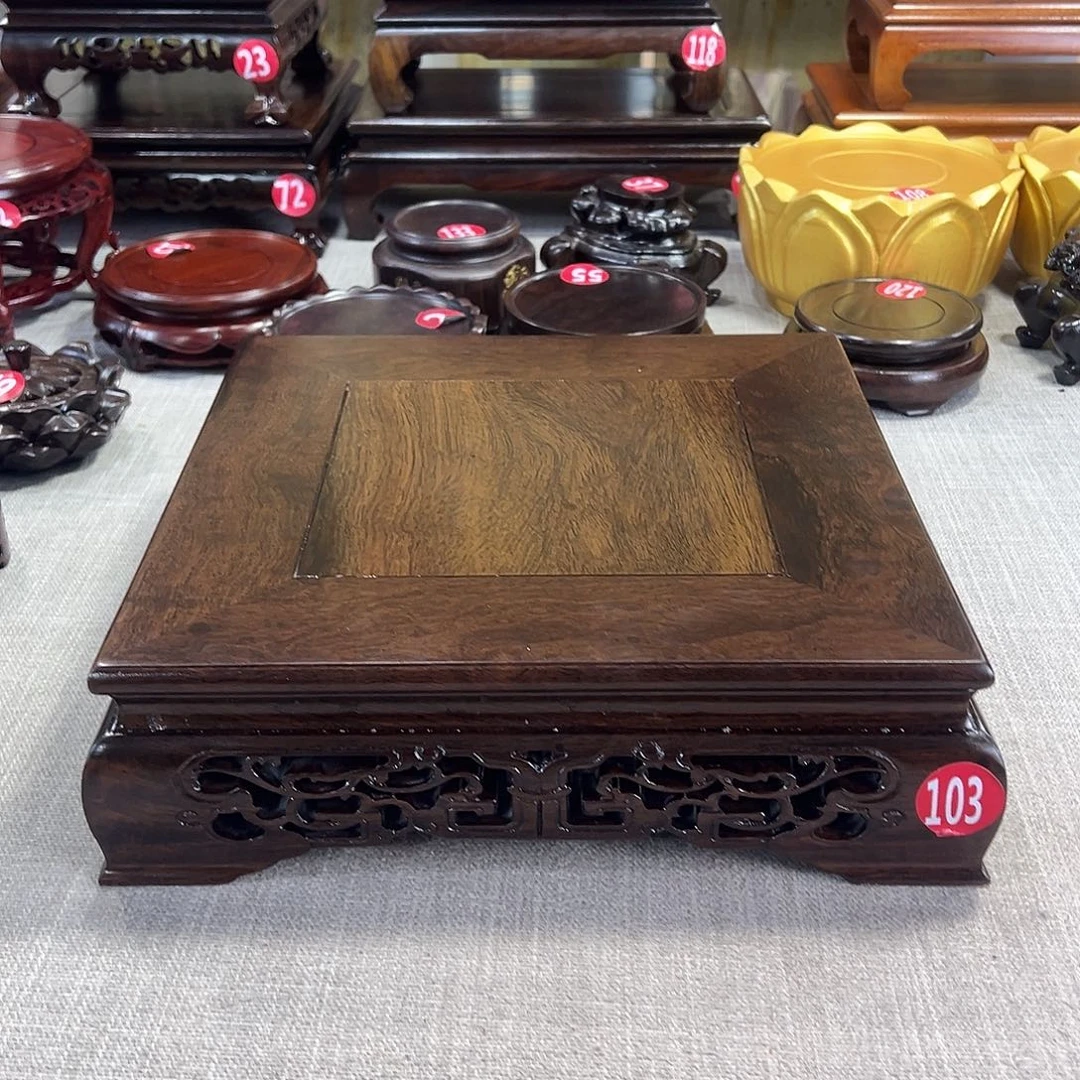 红木底座精雕工艺品