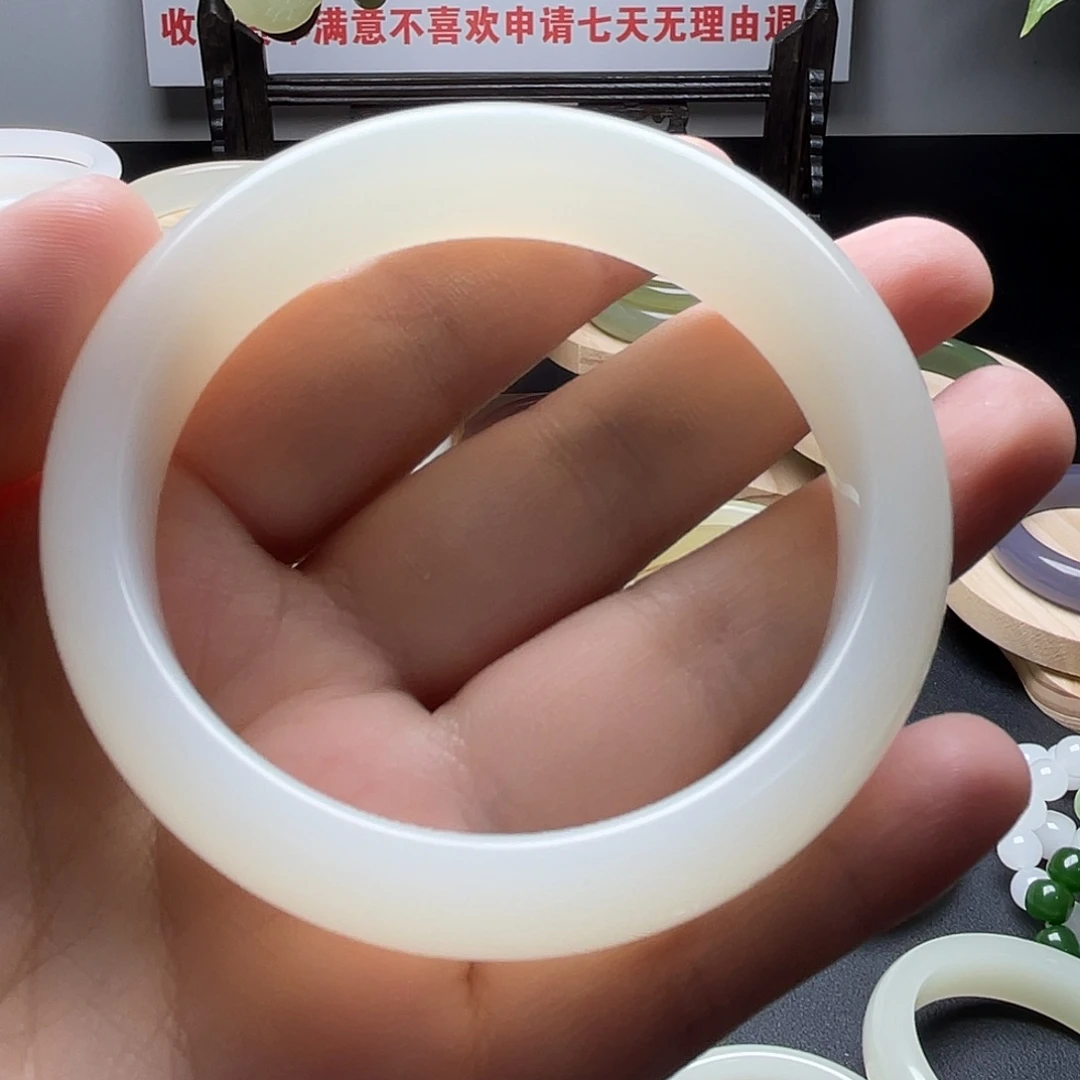 碧***红55➕圈口小轮胎手镯一级白