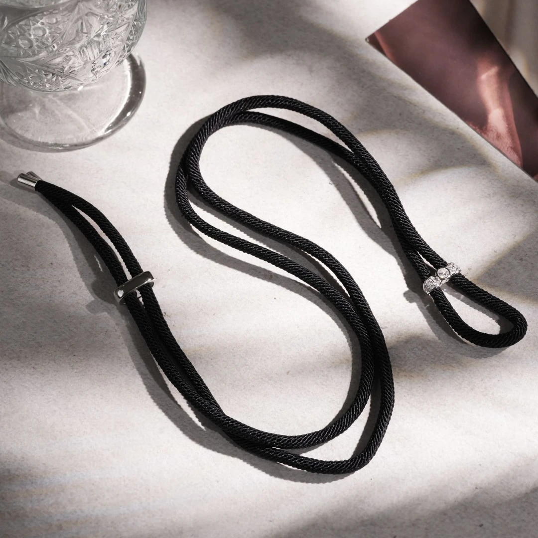 链子925银合成锆石 VISING百搭黑绳气质时尚